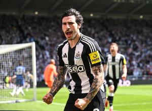 乐鱼体育平台-意媒：尤文准备以弗拉霍维奇+道格拉斯作交换，向纽卡求购托纳利