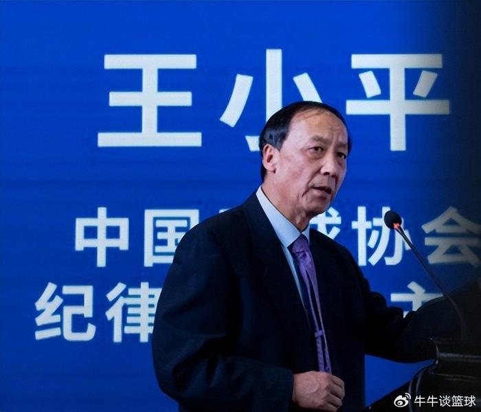 乐鱼app-足协高层忏悔收钱，看球员开豪车眼馋，收30万帮李铁躲避禁赛