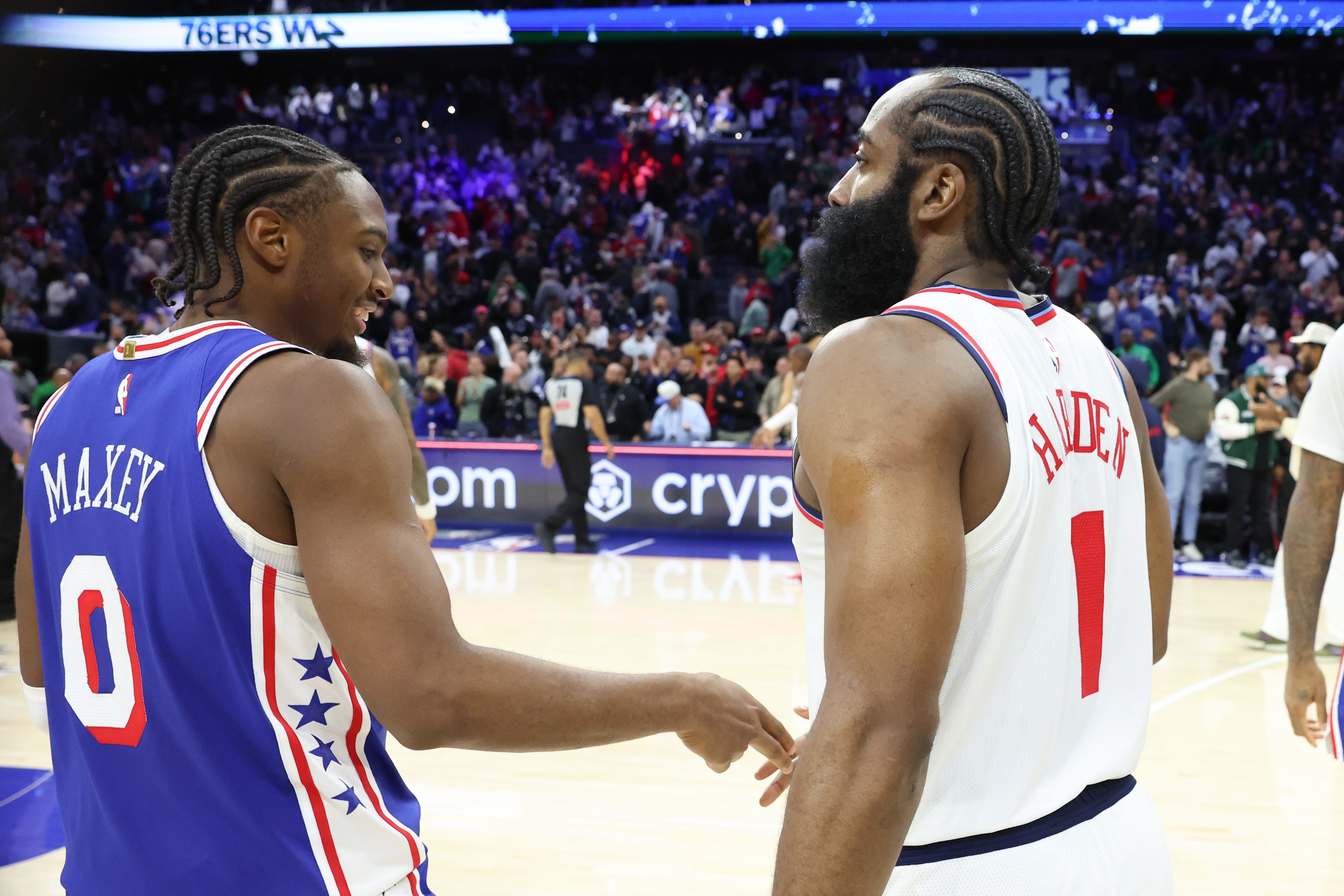 leyu-马克西：我从哈登那儿学到后撤步 艾弗森和韦德是我的最爱